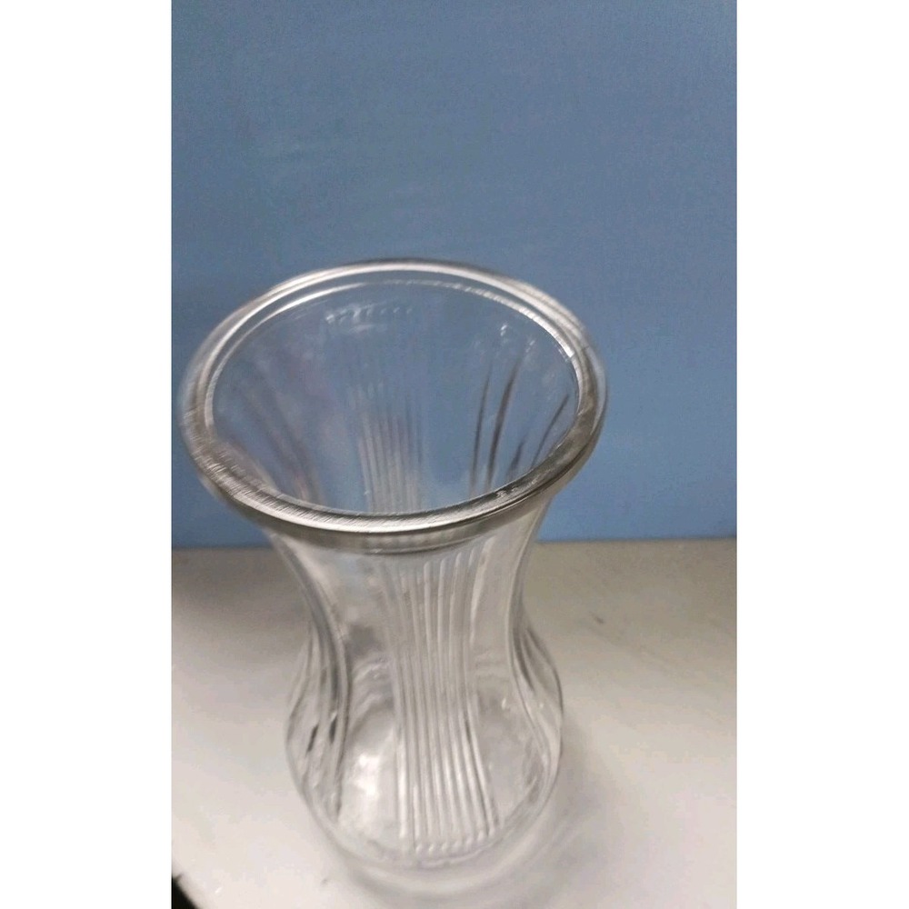 Vintage Large Hoosier Clear Fluted Glass Vase #4086-B on Bottom, 8-1/2" Tall - Picture 8 of 11